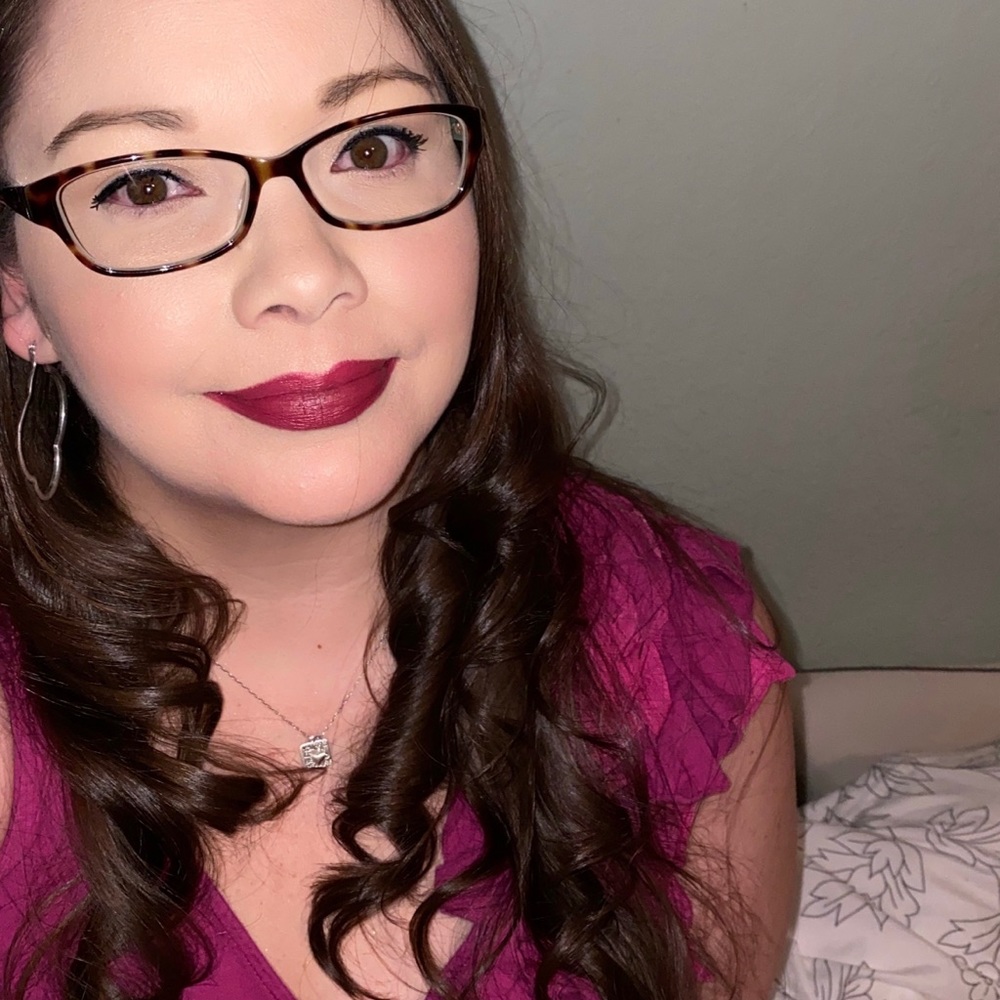 Meet your Posher, Sonia